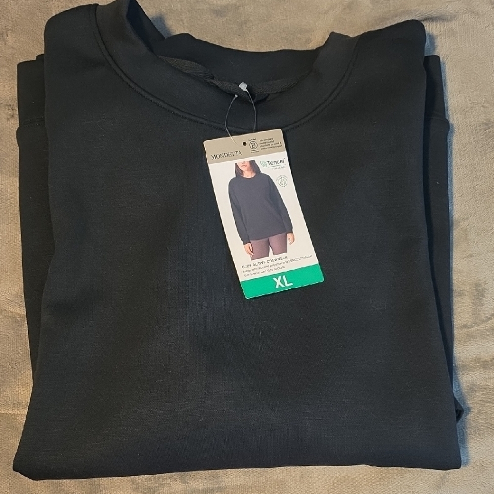 Mondetta Women's Black Crewneck Sweatshirt with Tag